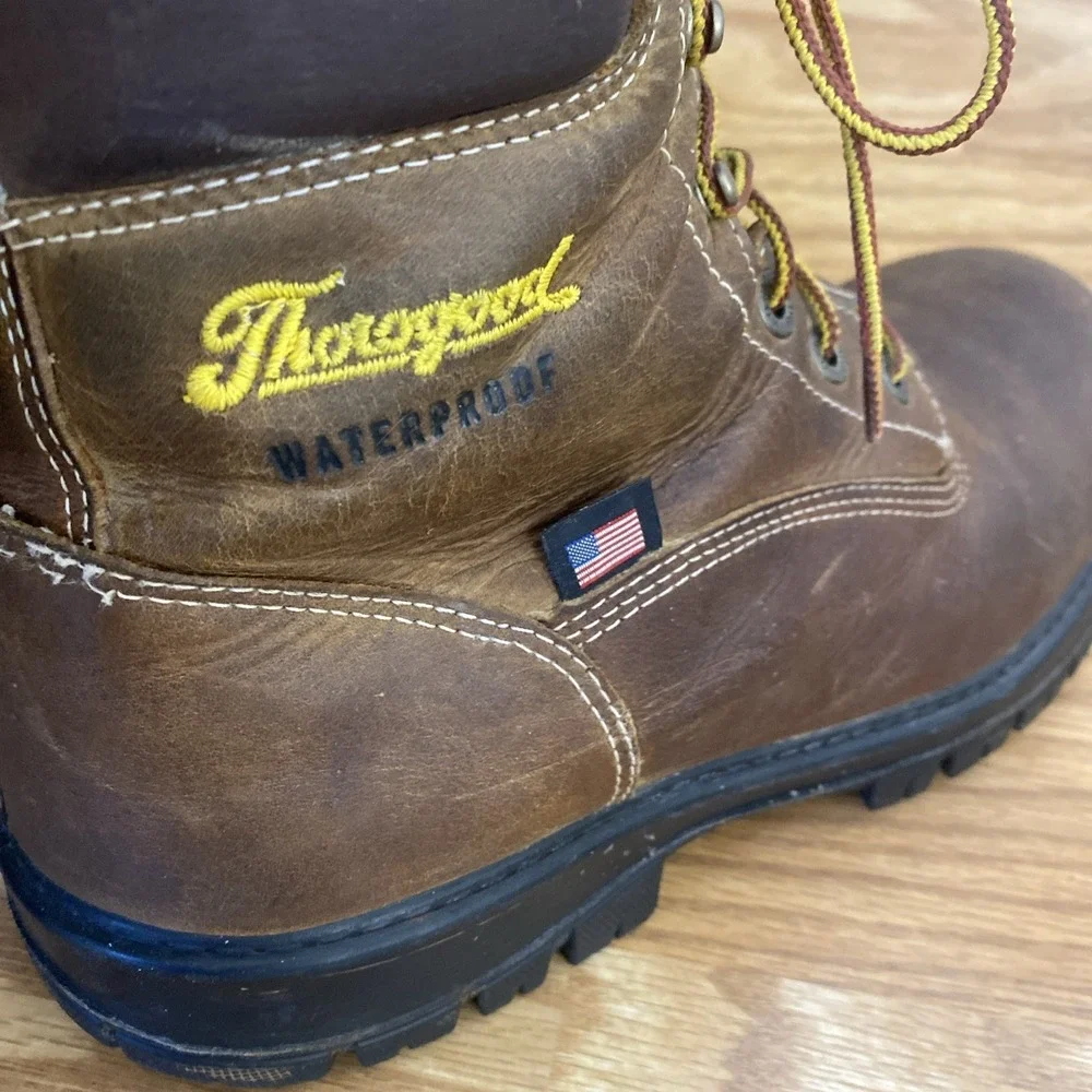 Thorogood 804-4149 Men's Leather Work Boots Waterproof Safety Toe 9.5 D Flaw